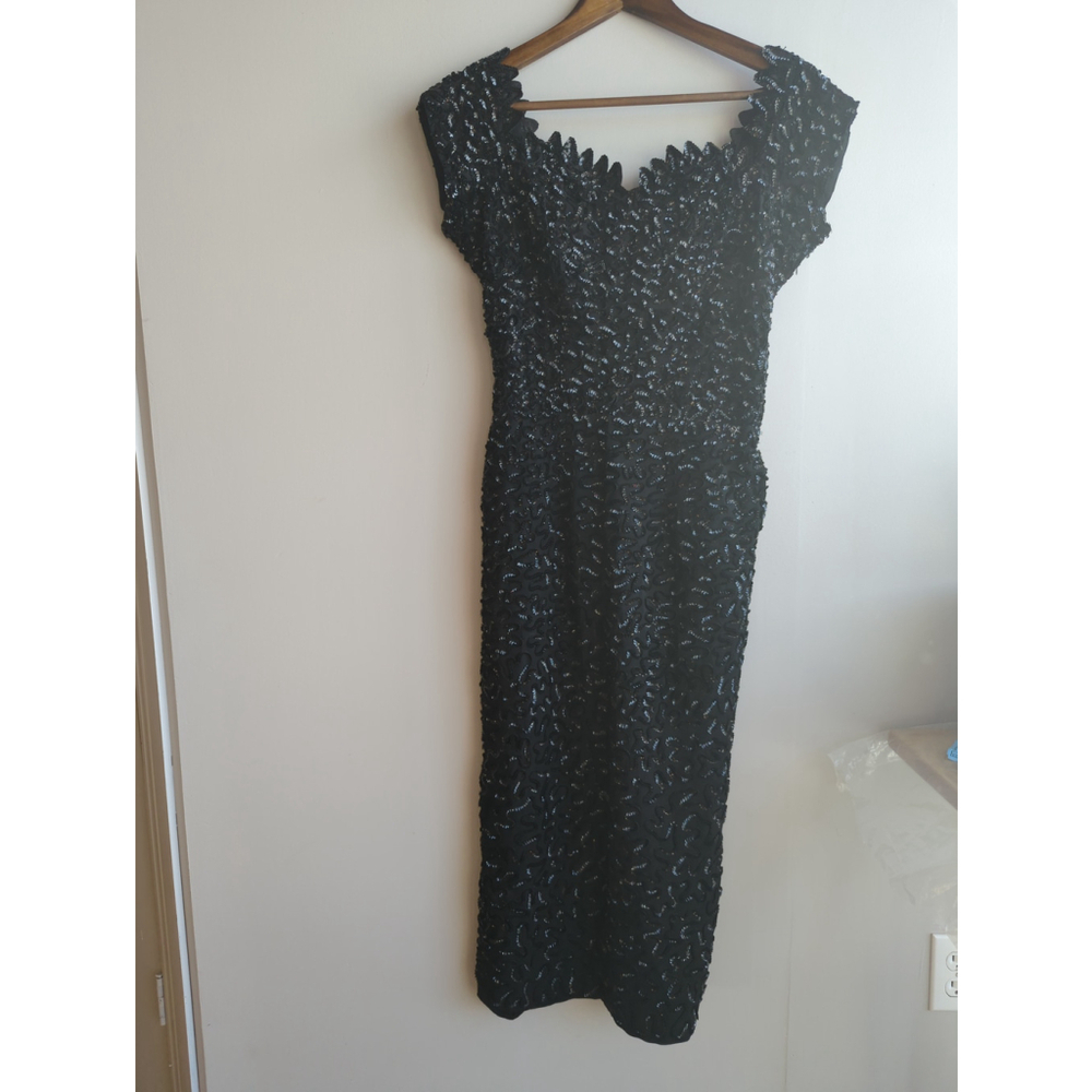 Holt Renfrew 3D Sequin Black Dress Sleeveless Womens Sz S/M Quiet Luxury Evening